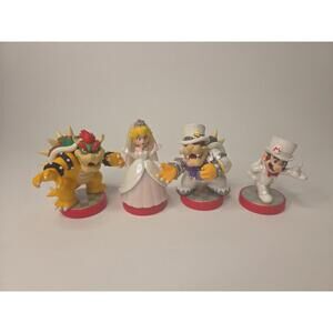 Nintendo Super Mario Odyssey Wedding Amibo 3 Pack (Bowser, Peach, Mario) Plus 1